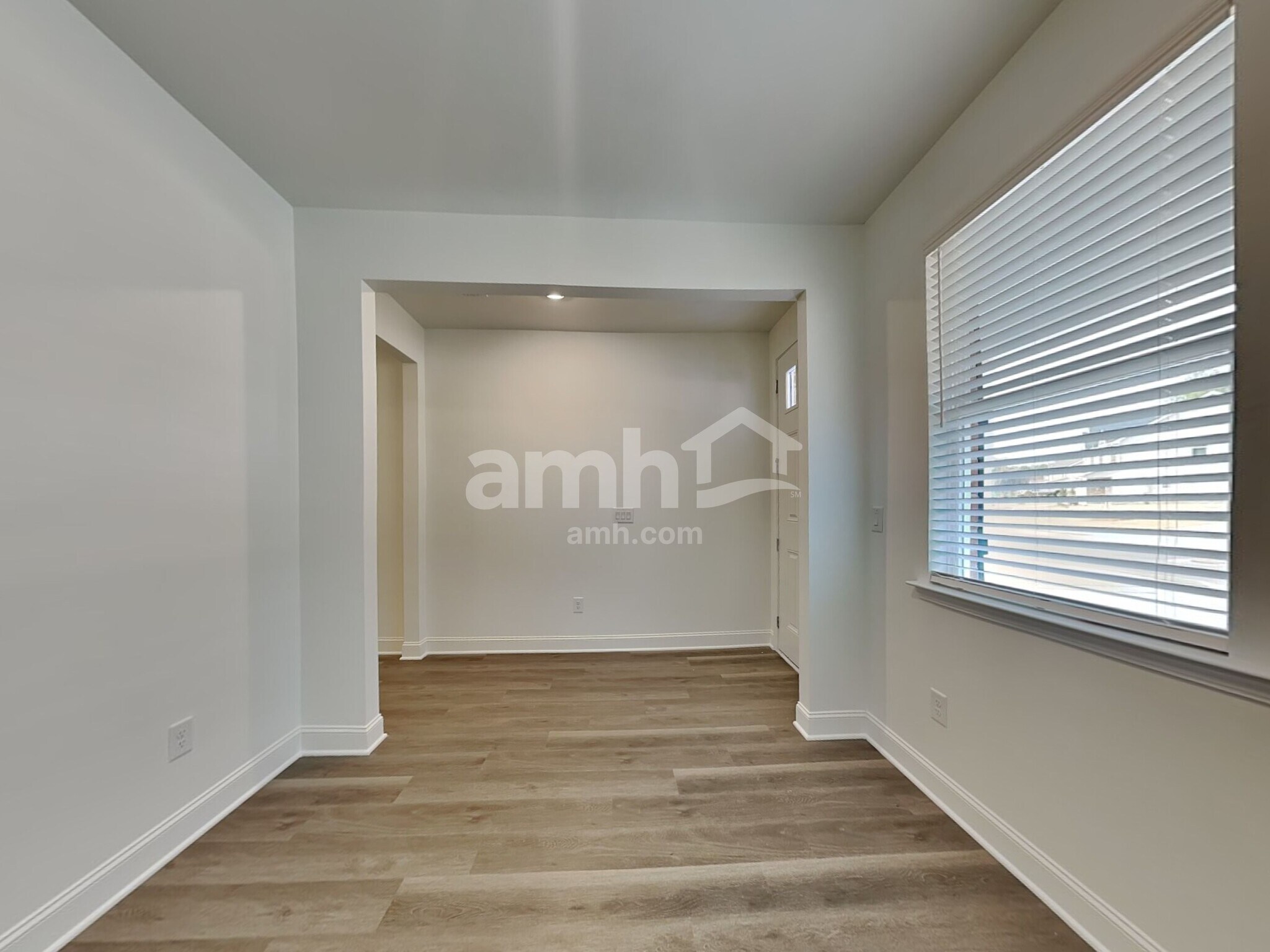 Building Photo - 1559 Aquamarine Dr