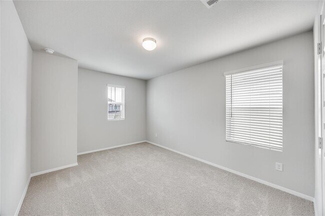 Building Photo - 2617 Paragon Fox Dr