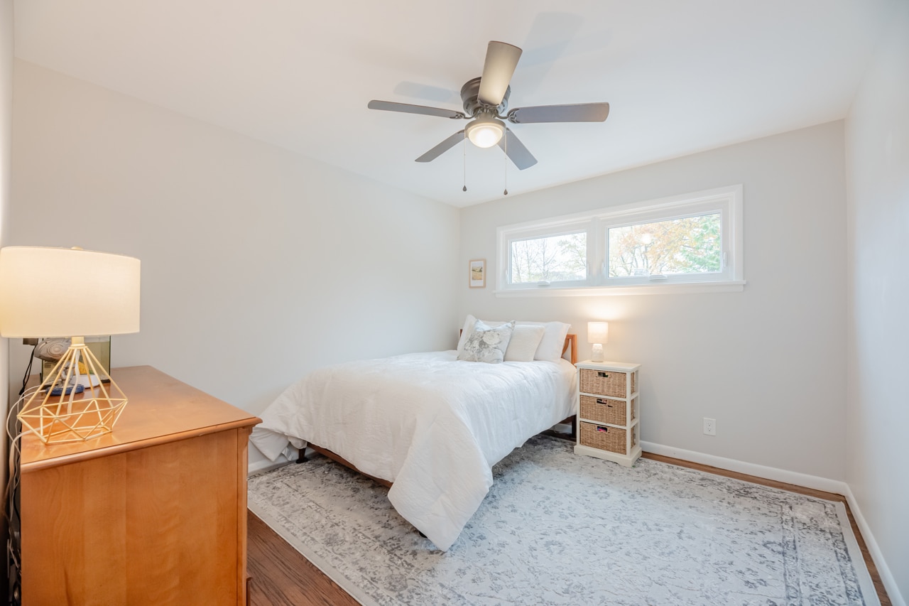 Building Photo - 245 Birch Ln