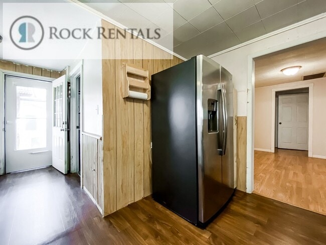 Building Photo - Cute 3 Bed 1 Bath Near Rice Park