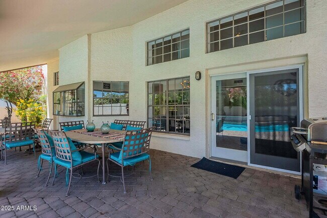 Building Photo - Long Term Luxury Furnished Rental, also av...