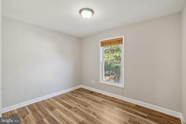 Building Photo - 6104 Joust Ln