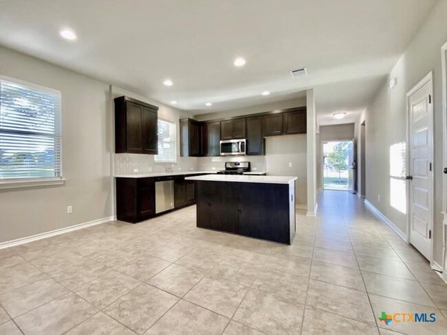 Building Photo - 2309 Pecan Island Dr