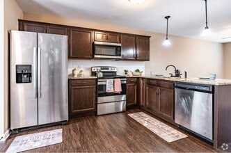 Building Photo - 2509 Rollow Ln