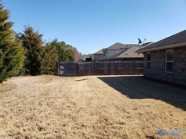 Building Photo - 172 Fields Pond Dr