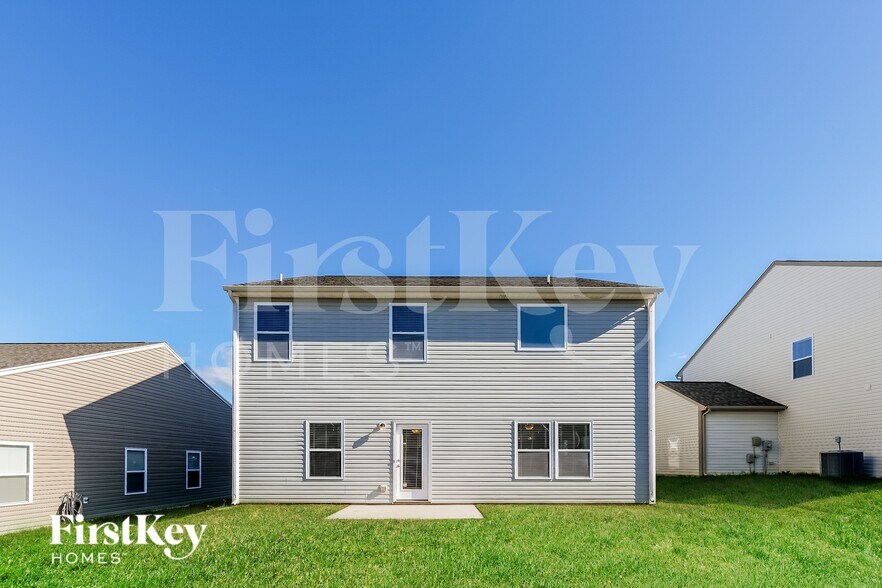 Building Photo - 431 Summergate Dr