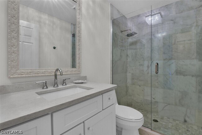 Building Photo - 2124 Paget Cir
