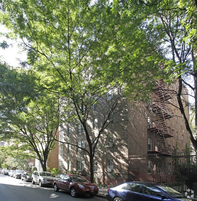 Primary Photo - 3550 81st St
