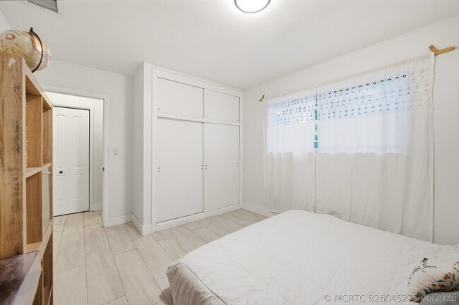 Building Photo - 1208 N 31st Ave