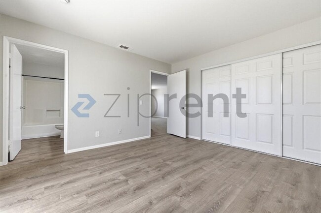 Building Photo - 34901 Marcia Rd