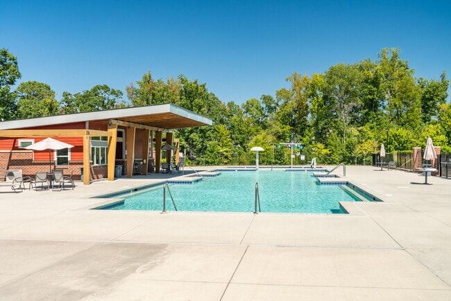Building Photo - 622 Firebrick Dr