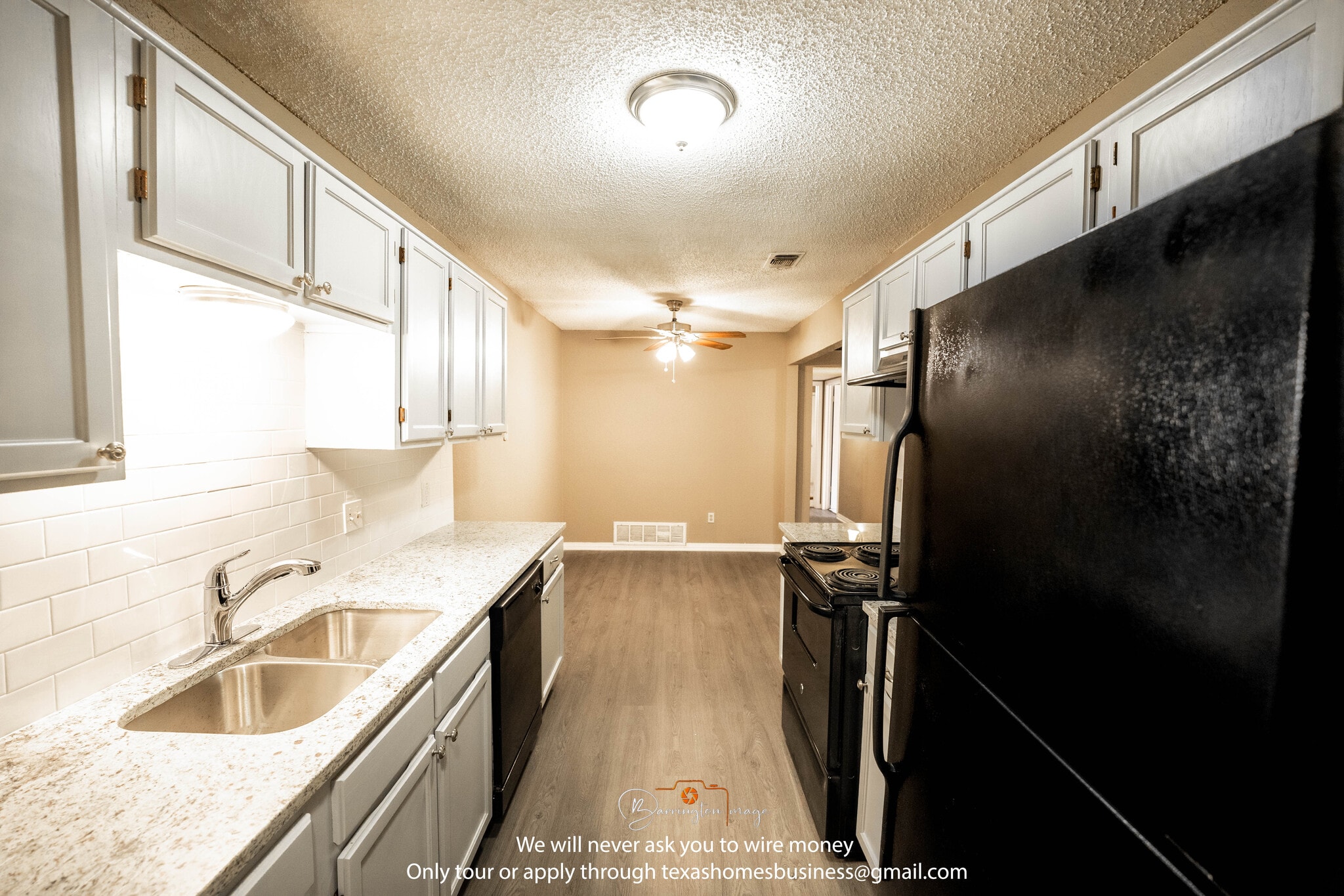 Kitchen - 1811 San Rafael St
