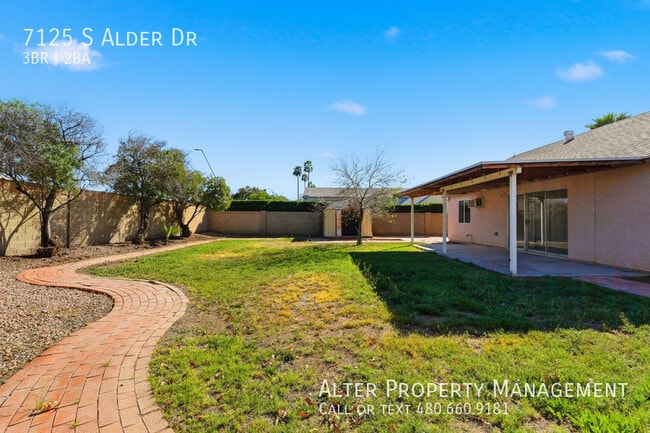 Building Photo - 7125 S Alder Dr