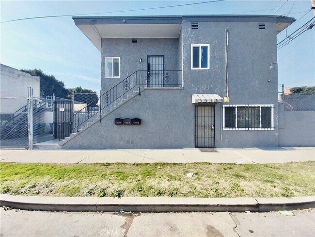 Building Photo - 7053 3rd Ave