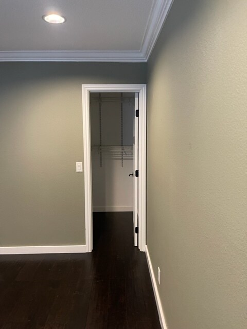 Building Photo - 228 Avenida Santa Barbara