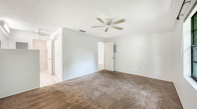 Building Photo - 5010 Barrington Cir