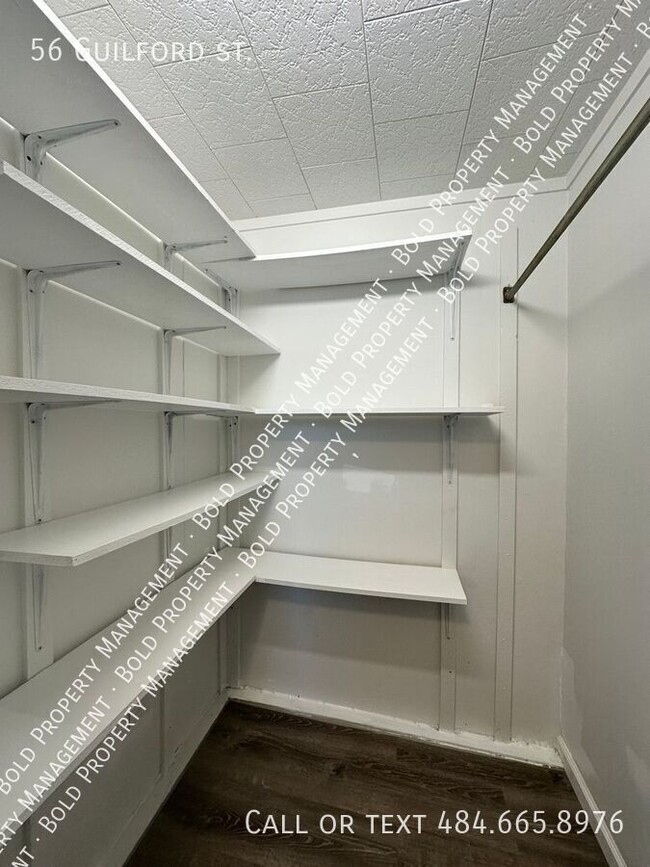 Building Photo - 56 Guilford St