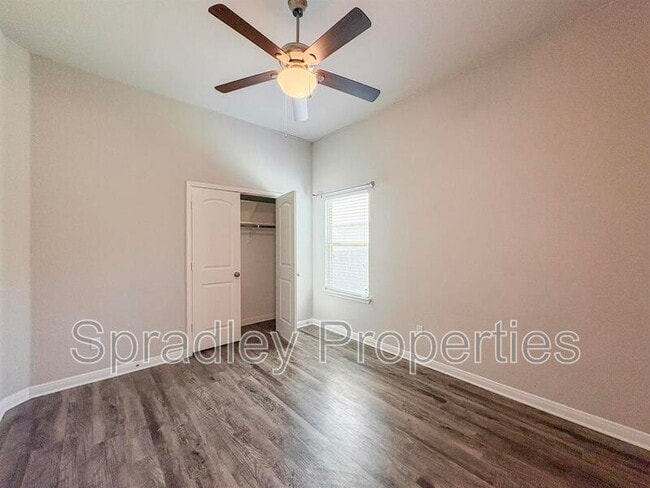 Building Photo - 1131 Kiskadee Branch Dr