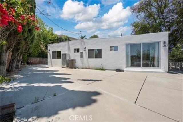 Building Photo - 5353 Shirley Ave