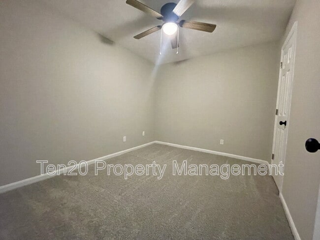 Building Photo - 4839 Allen St