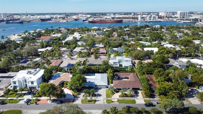 Building Photo - 1959 SE 25th Ave