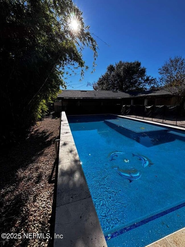 Building Photo - 1363 Crosby Ln