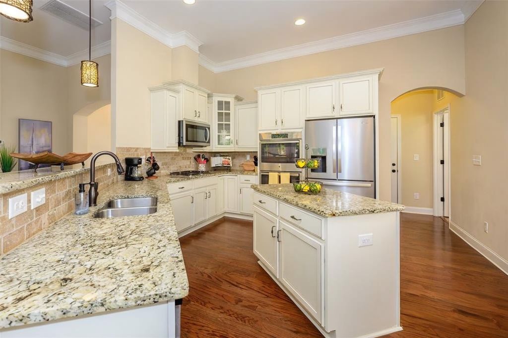 Building Photo - 4406 Carrington Dr