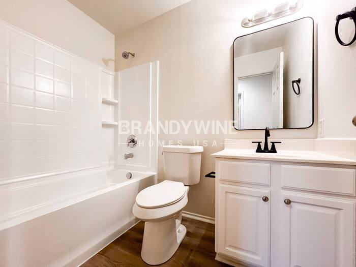 Building Photo - 523 Indian Paintbrush Dr
