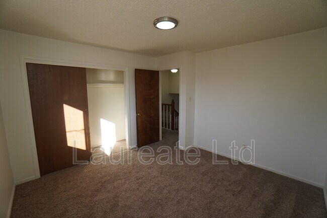 Building Photo - 5859 Newcombe Ct