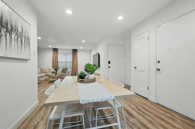 Building Photo - 8083 Meadow Rd