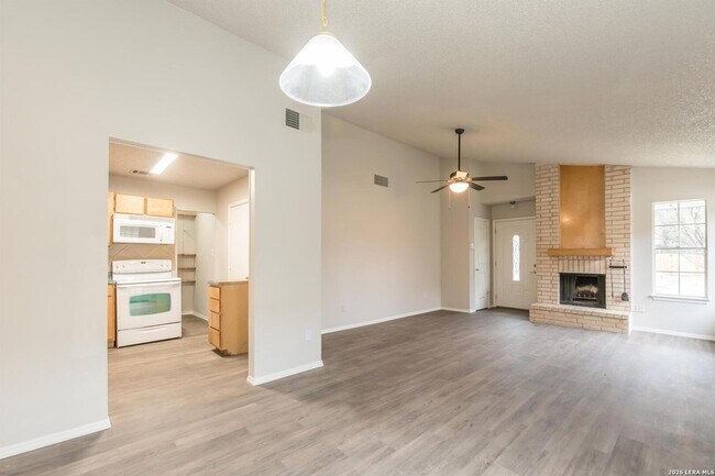 Building Photo - 3518 Stoney Bluff St