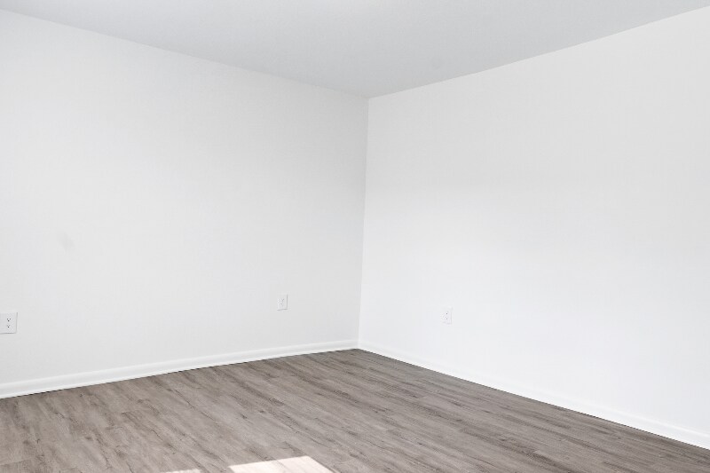 Building Photo - 102 S West St