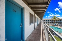 Building Photo - 3025 N 32nd St