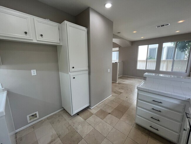 Building Photo - Available for Rent NOW Home in Encinitas!