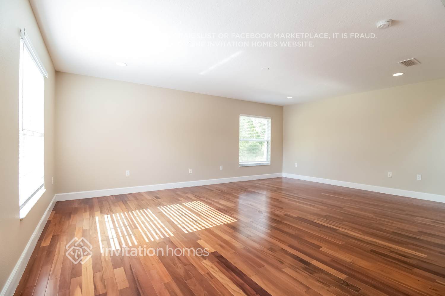 Building Photo - 4859 Anton Ave