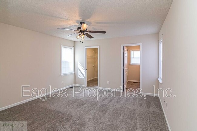 Building Photo - 503 True Vine Rd