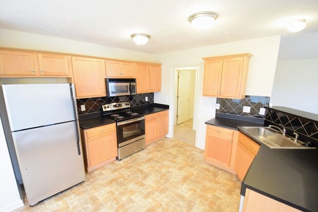 Building Photo - 127 Bluewater Drive