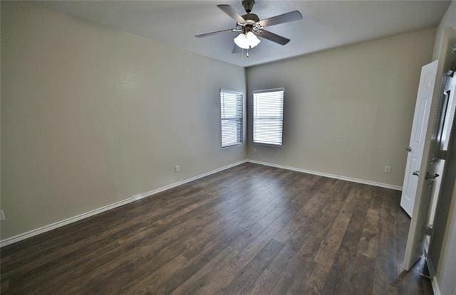 Building Photo - 916 Iona Dr