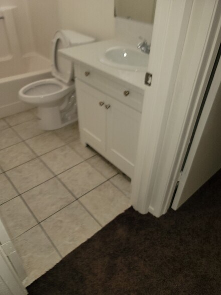 Building Photo - 1828 E Avenue J9