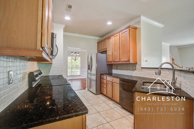 Building Photo - 5421 Red Tip Ln