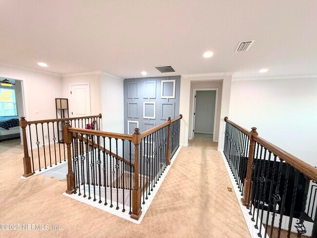 Building Photo - 102 Ann Scott Dr