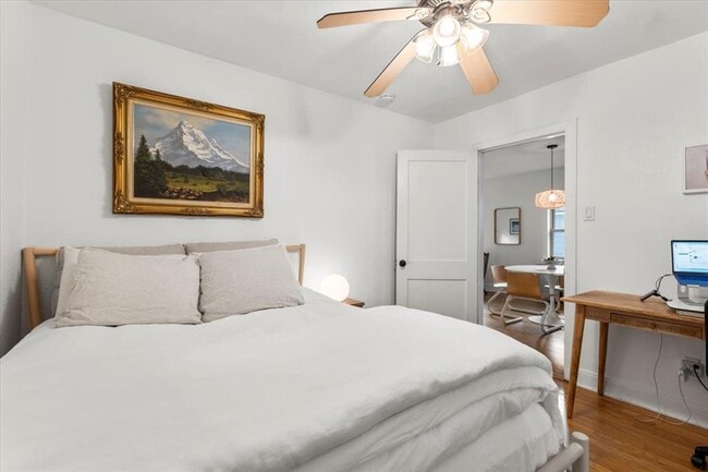 Building Photo - 3007 E 18th St