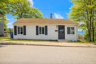 Building Photo - 446 N Powers St