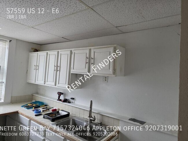 Building Photo - S7559 US-12