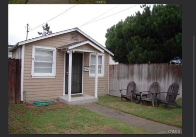 Building Photo - 205 Elmira Ave