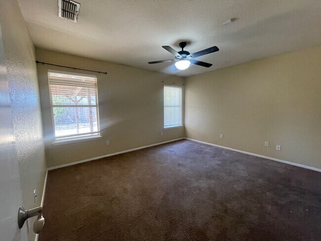 Building Photo - 3834 Purdue Ln