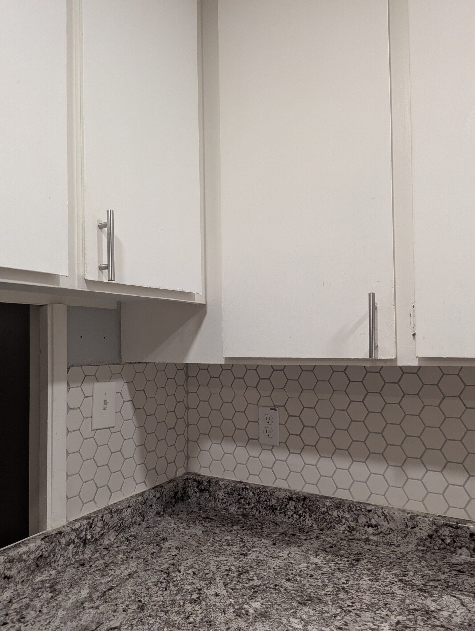 Building Photo - 709 Adeline Pl