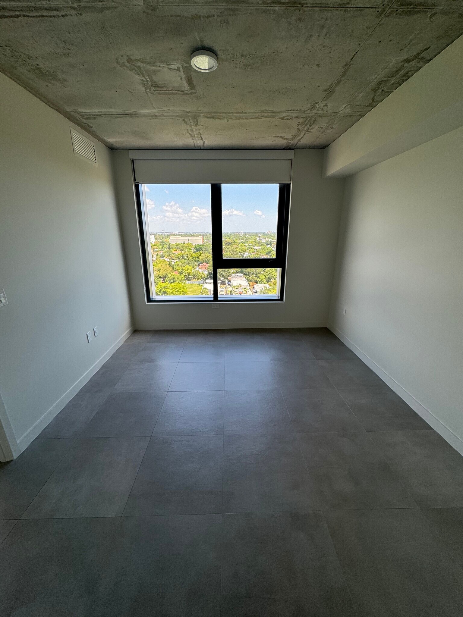 3rd Bedroom - 138 NW 31st St