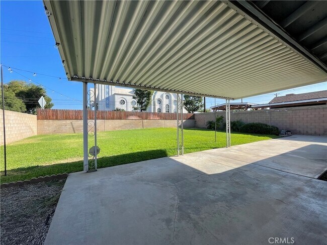 Building Photo - 21333 E Venton St