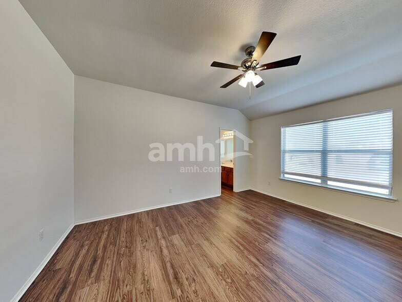 Building Photo - 1417 Indian Wells Trl